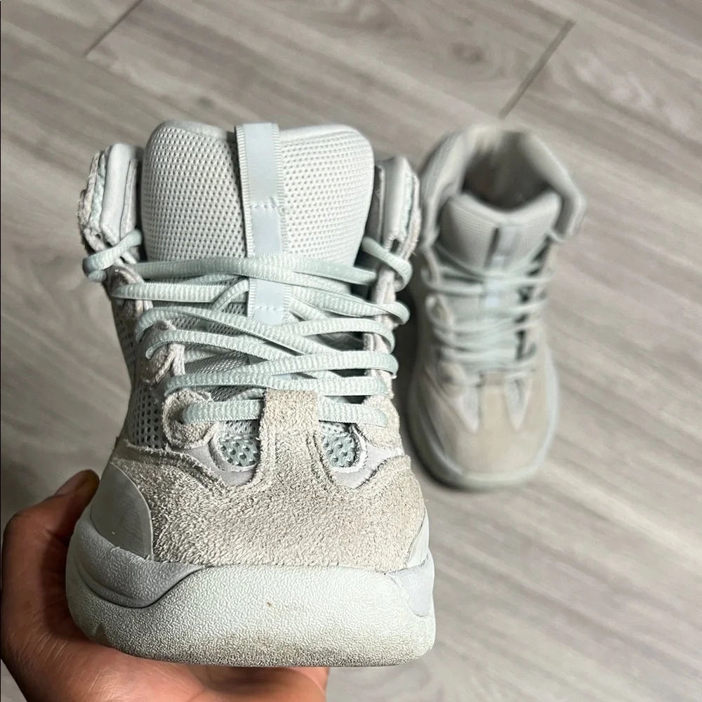 Yeezy desert boat